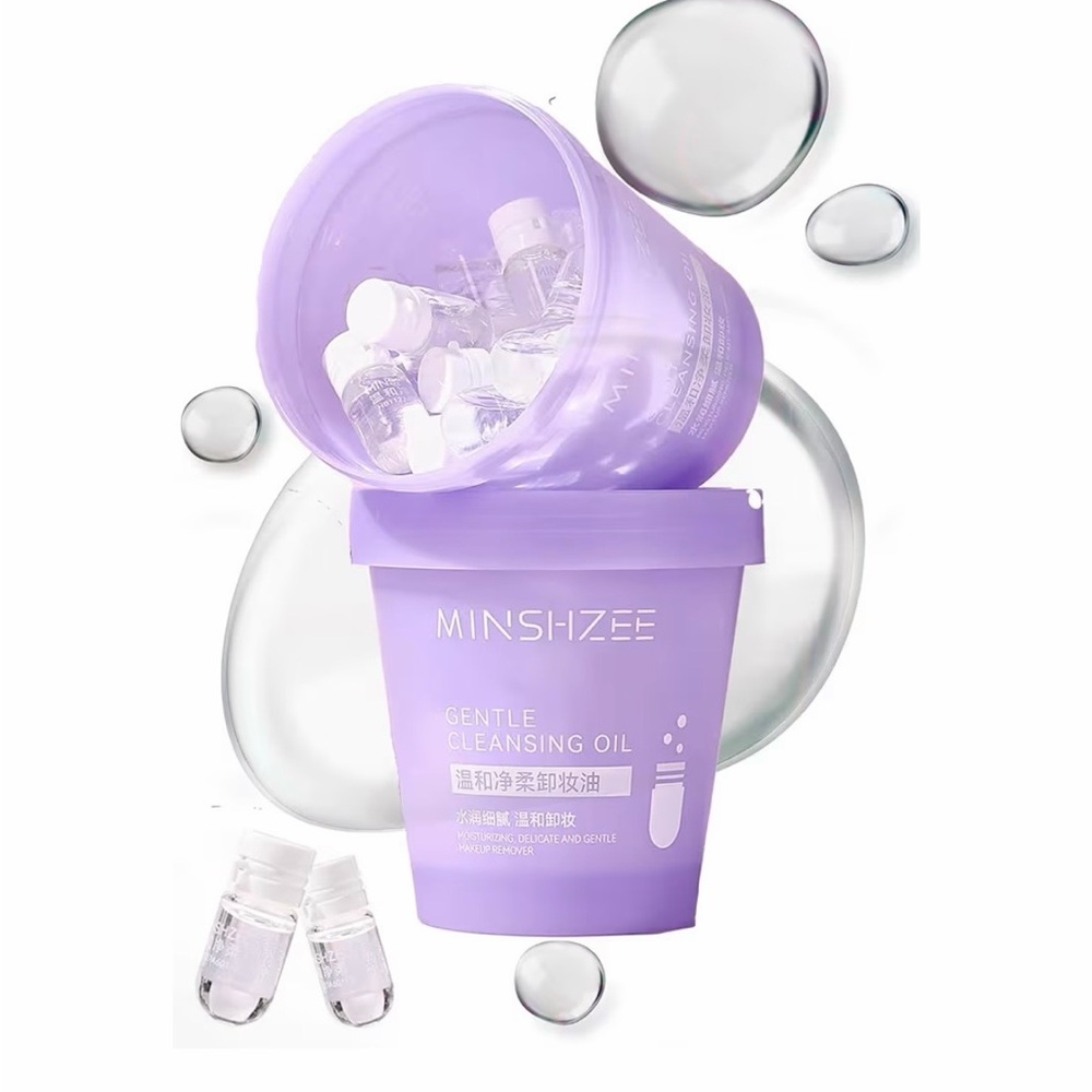 Minshzee Gentle Cleansing Oil in Purple